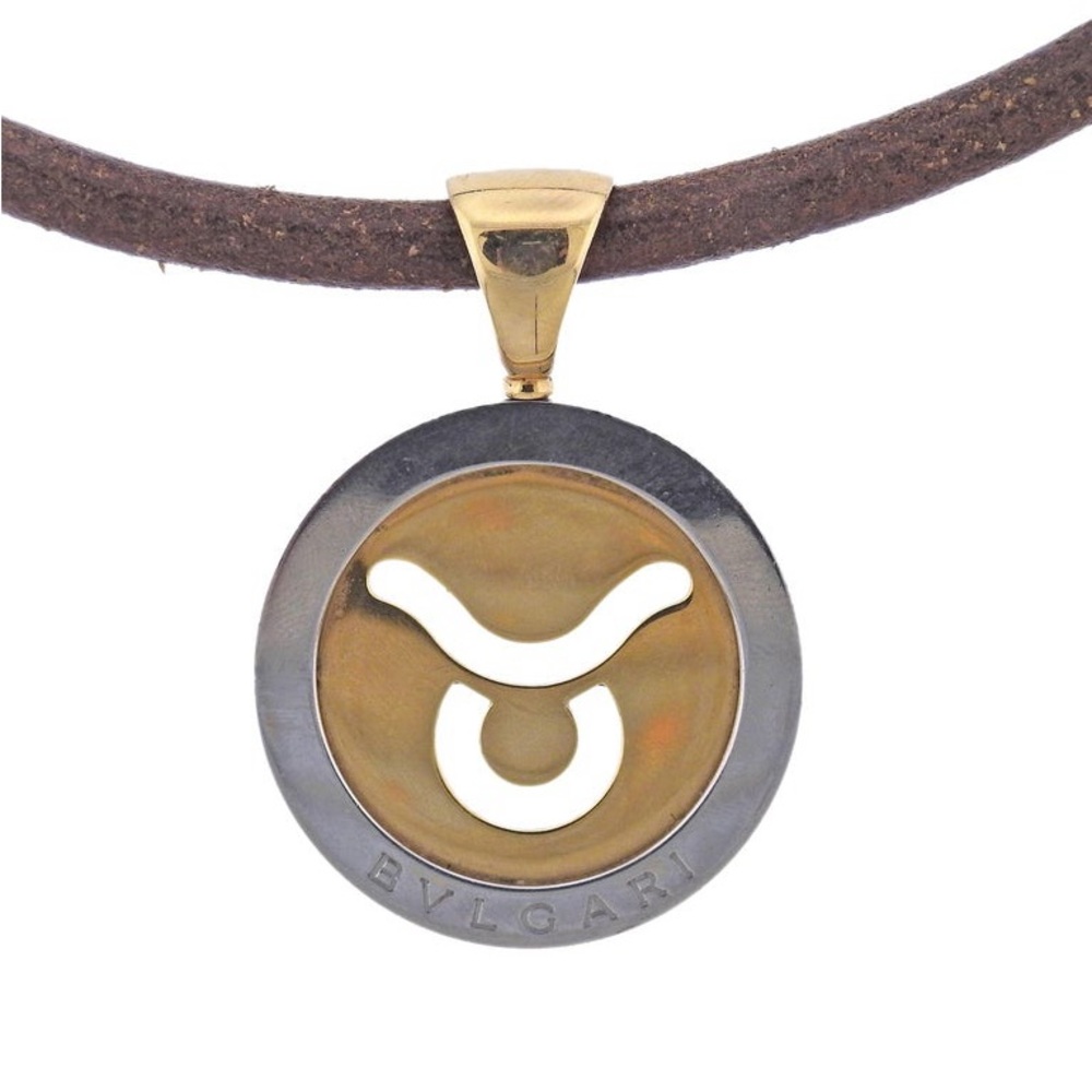 BULGARI 18 KARAT GOLD STEEL TAURUS TONDO PENDANT NECKLACE